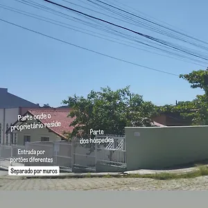  Casa de Férias 261 - Casa De Armacao De Itapocoroi - Próximo Ao Parque Beto Carrero World